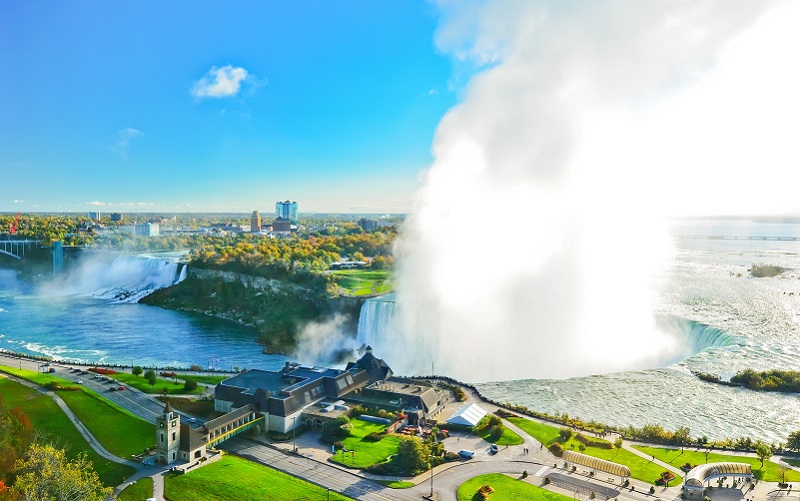 Private Mississauga to Niagara Falls Tour - Up to 4 People